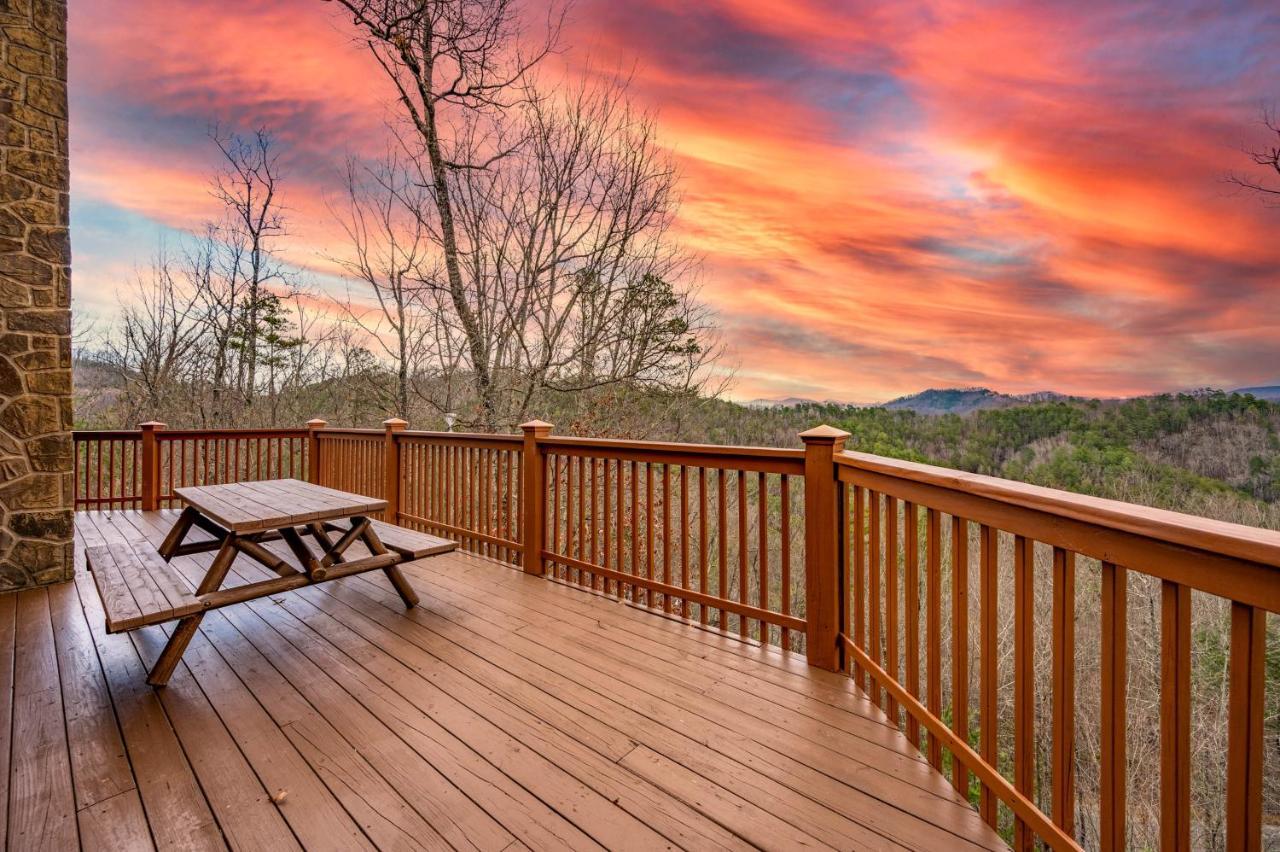 Over The Mountain - Smoky Mountain View Cabin سيفيرفيل المظهر الخارجي الصورة