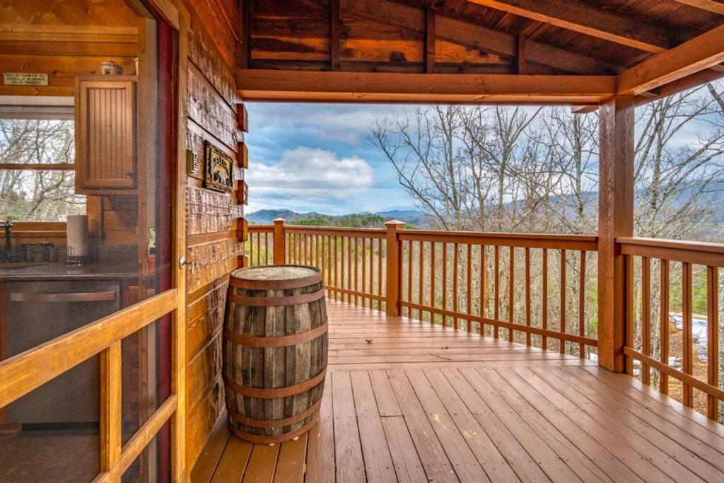 Over The Mountain - Smoky Mountain View Cabin سيفيرفيل المظهر الخارجي الصورة